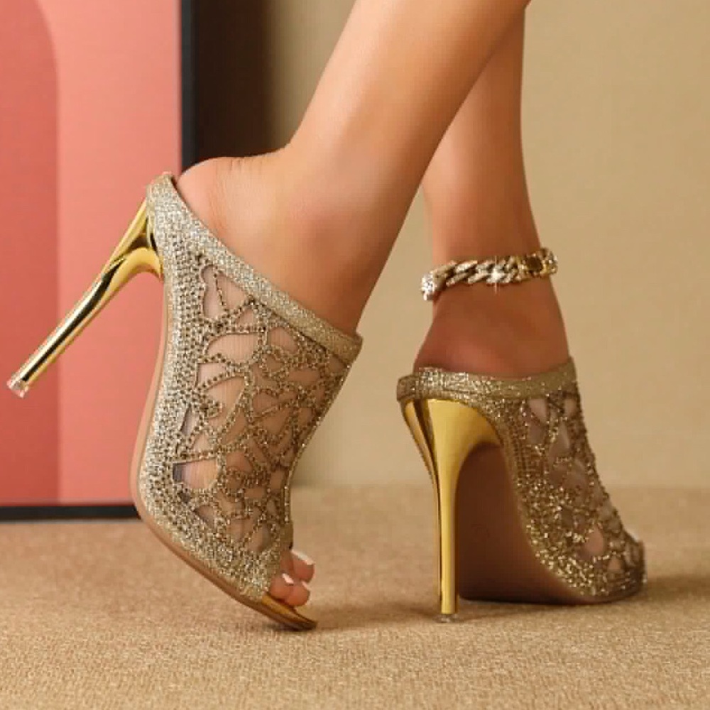 Golden glamour Sandals for glitter with stiletto tulle Mules